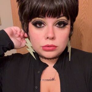 Meet your Posher, Savannah